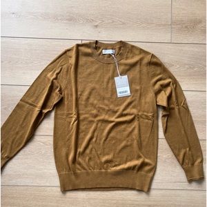 Everlane men’s sweater size M mustard/gold color